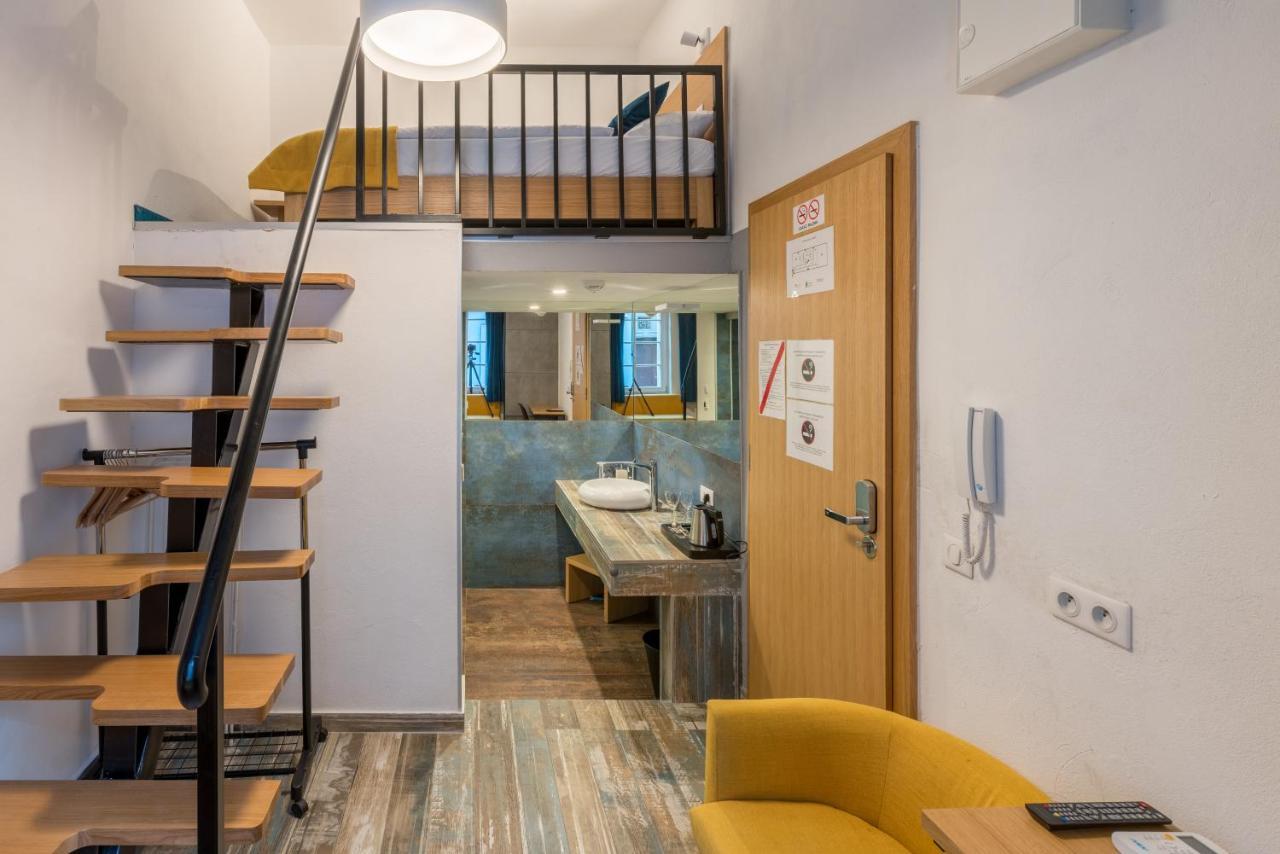 Aparthotel Tcz Wozna à Poznań Extérieur photo