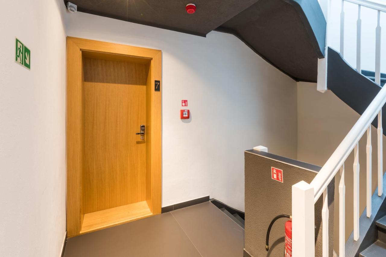 Aparthotel Tcz Wozna à Poznań Extérieur photo